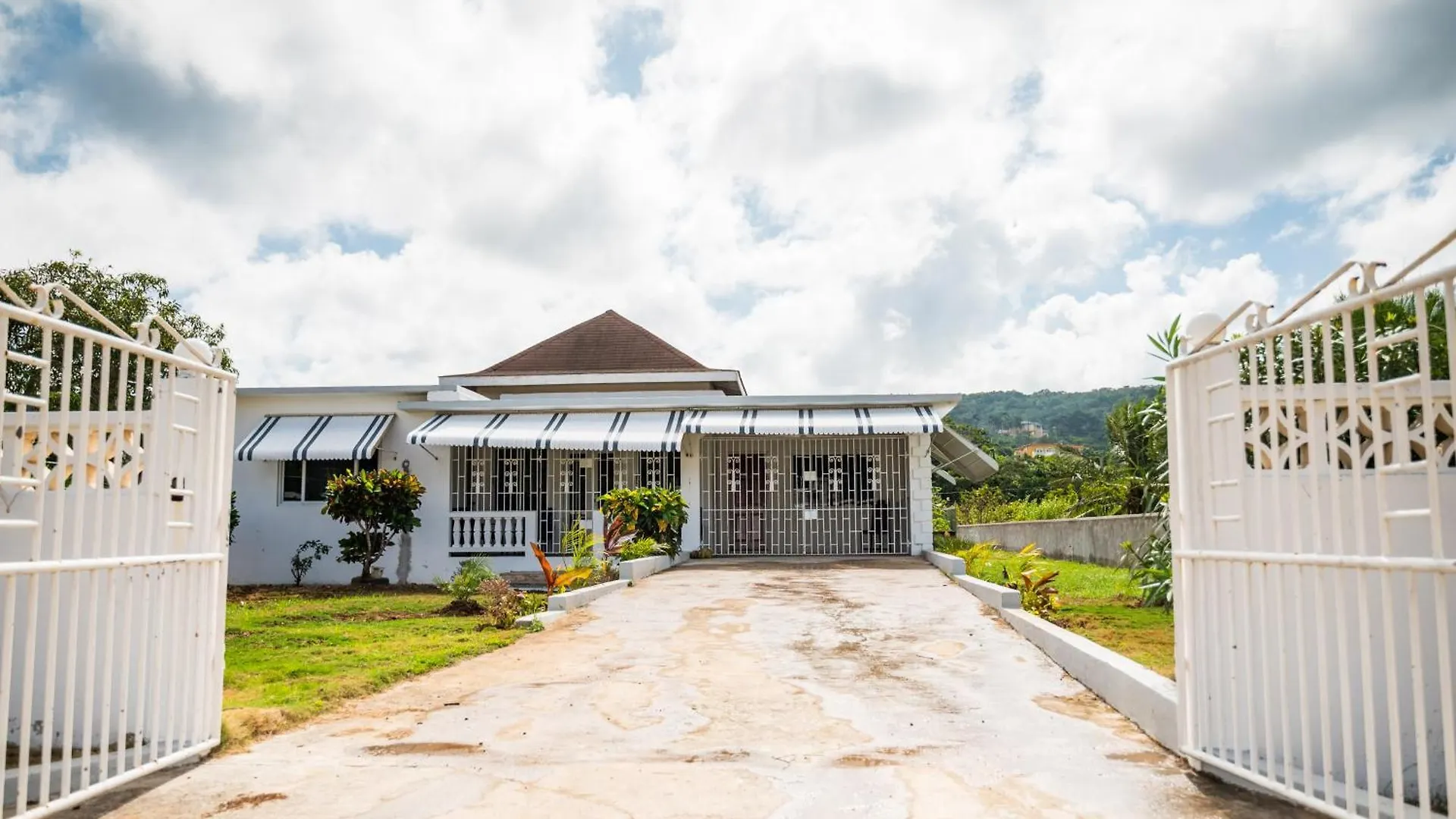 Richieville Home Montego Bay Hébergement de vacances